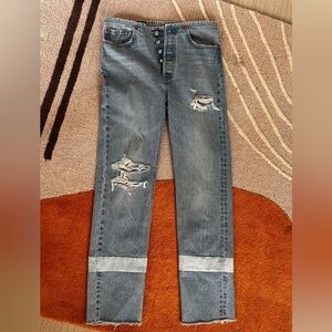 Levi’s straight leg size 26 501 jean